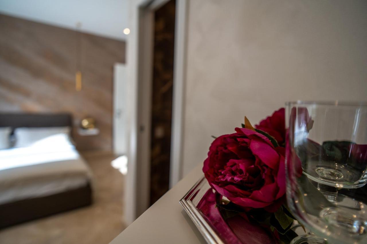 Hotel Luxury Cecilia Via Antonio Del Re 9 Tivoli Exterior foto